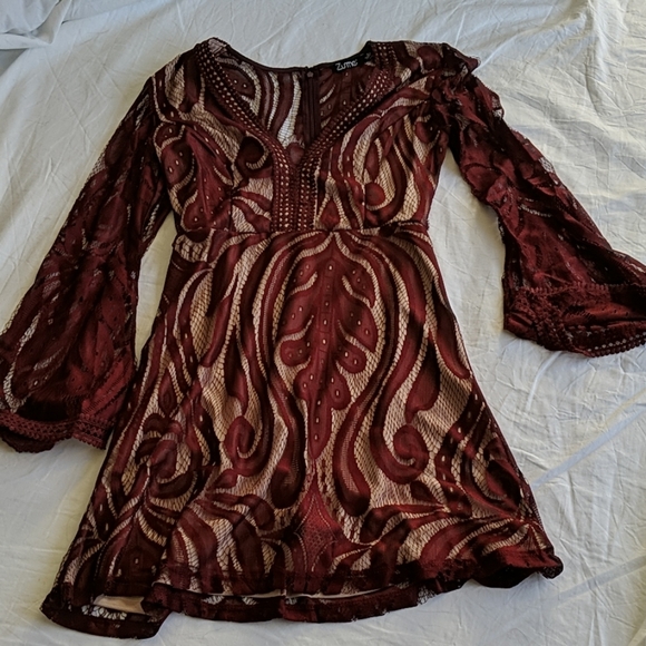 zume Dresses & Skirts - NWOT Flirty Beautiful Cocktail Dress
